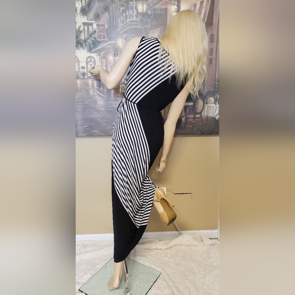 👗Women's Pre-loved Short-sleeved Dress 👗 - Picture 6 of 10